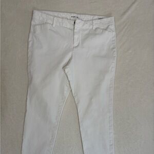 Old Navy Women’s White Pixie Ankle Chinos office siren EUC Size 16